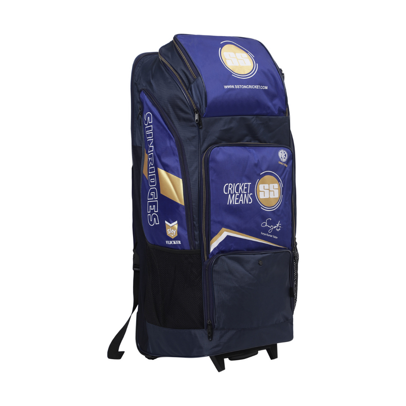 Load image into Gallery viewer, SS Sky Flicker Cricket Kitbag With Wheels
