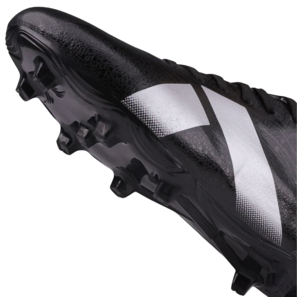 Nivia Carbonite 8.0 Men Football Shoes