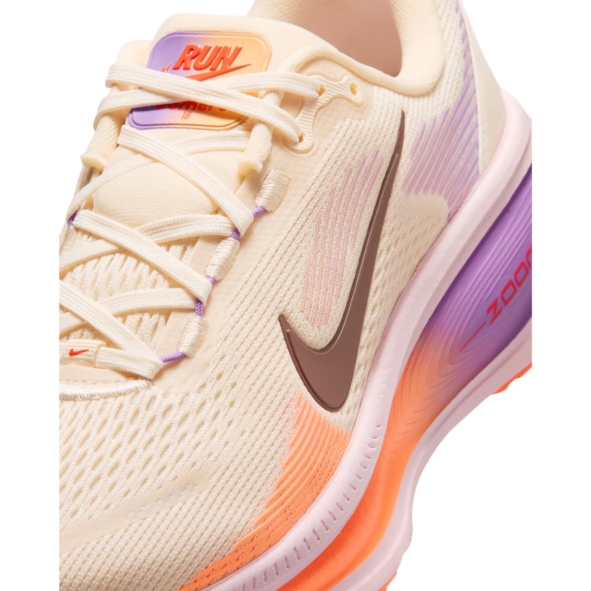 Nike Vomero 18 Women's Running Shoes