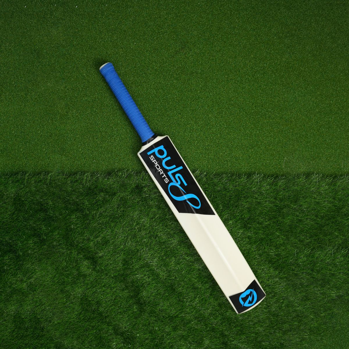 Puls8 Pvc Cricket Bat