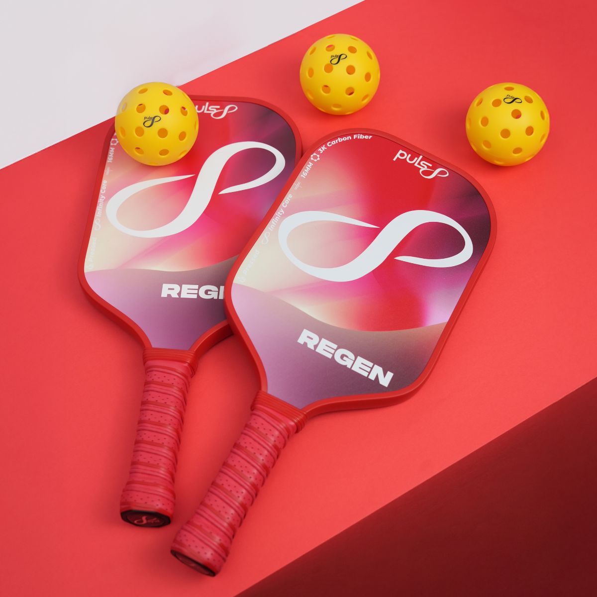 Puls8 Regen 3K Carbon Pickleball Paddle (2 Paddles + 3 Balls)