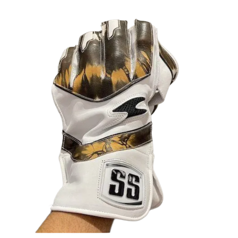 Load image into Gallery viewer, SS Limited Edition Cricket Keeping Gloves Front Photo
