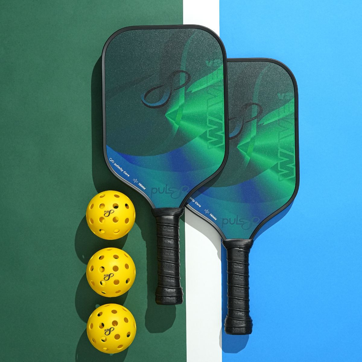 Puls8 Wave V2 Northern Lights Pickleball Paddle Set (2 Paddles + 3 Balls)
