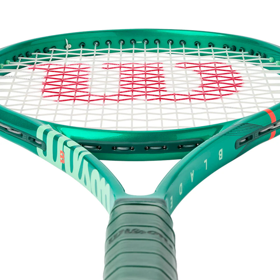 WILSON Blade 98 18X20 V10 305G Tennis Racket (Unstrung)