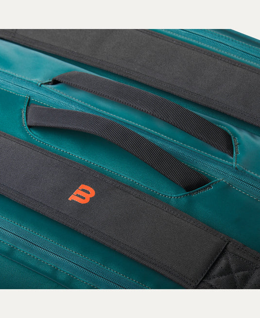 Wilson Blade Super Tour V9 Tennis Kitbag