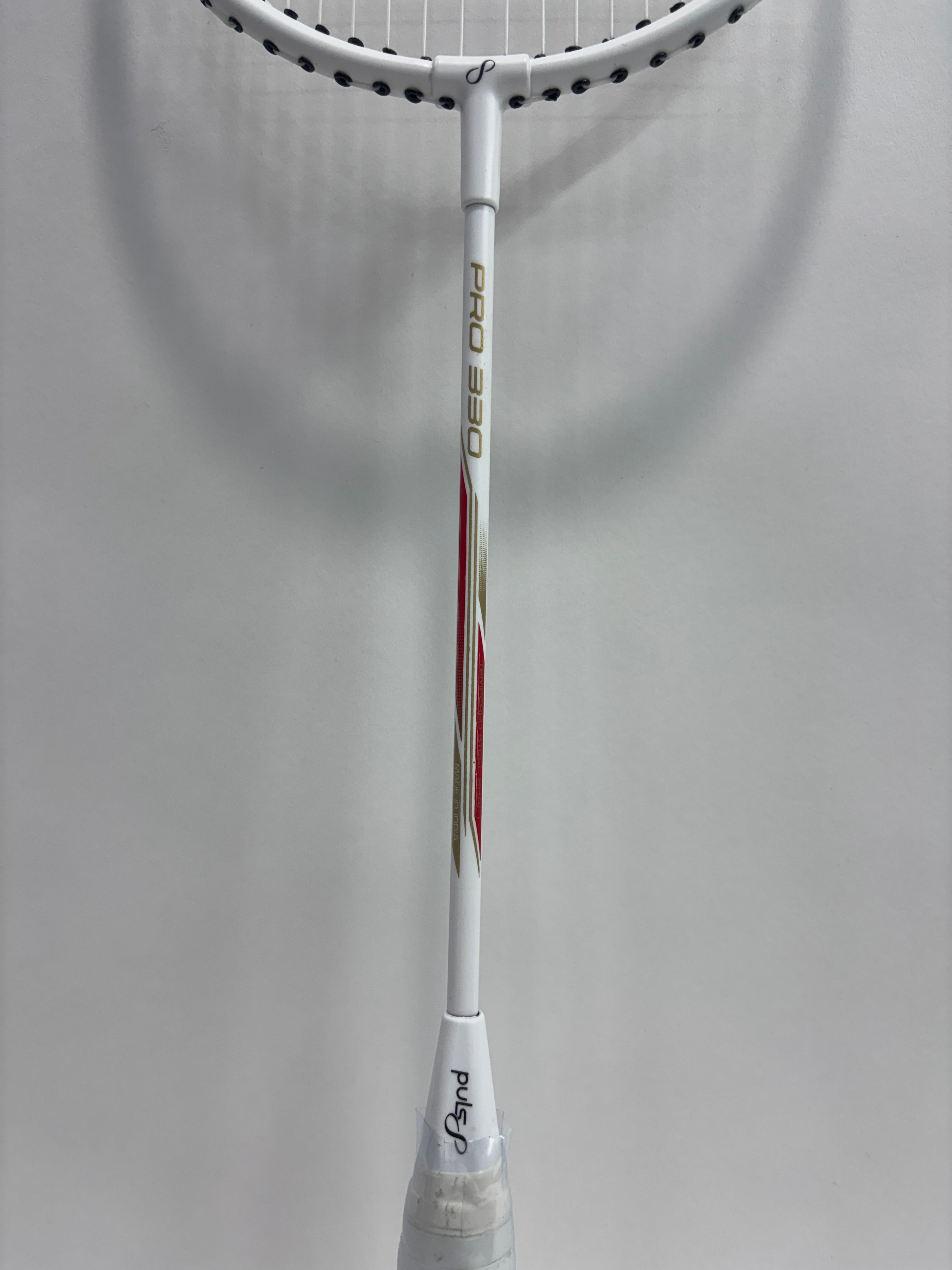 Puls8 Pro-330 Badminton Racket
