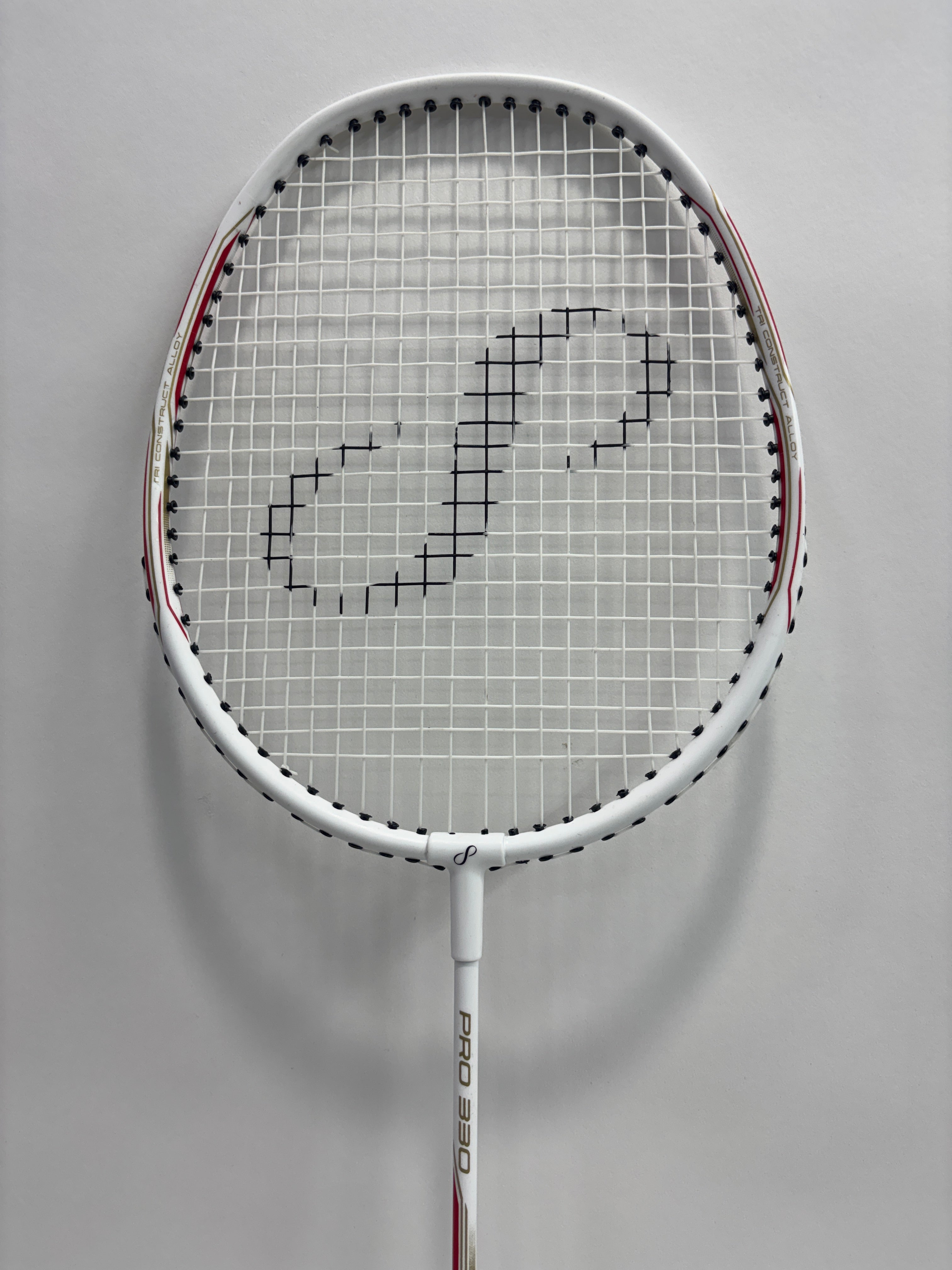 Puls8 Pro-330 Badminton Racket