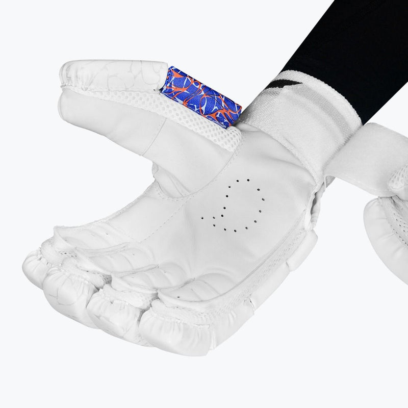 Load image into Gallery viewer, DSC Heat Cricket Batting Gloves
