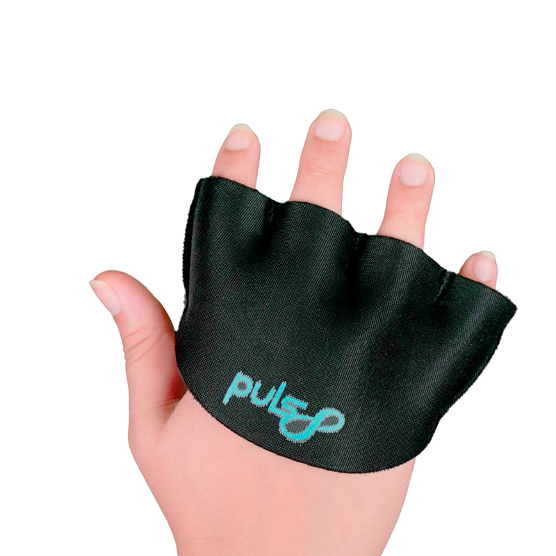 Load image into Gallery viewer, Puls8 Catching Bliss Gym Gloves
