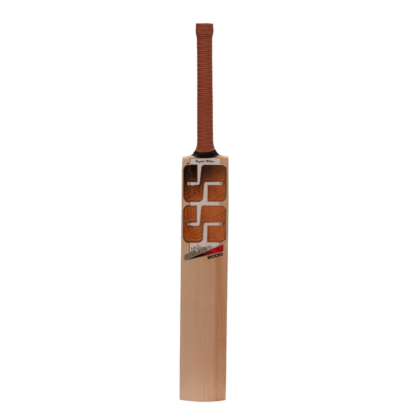 Load image into Gallery viewer, SS Master 2000 English Willow Cricket Bat
