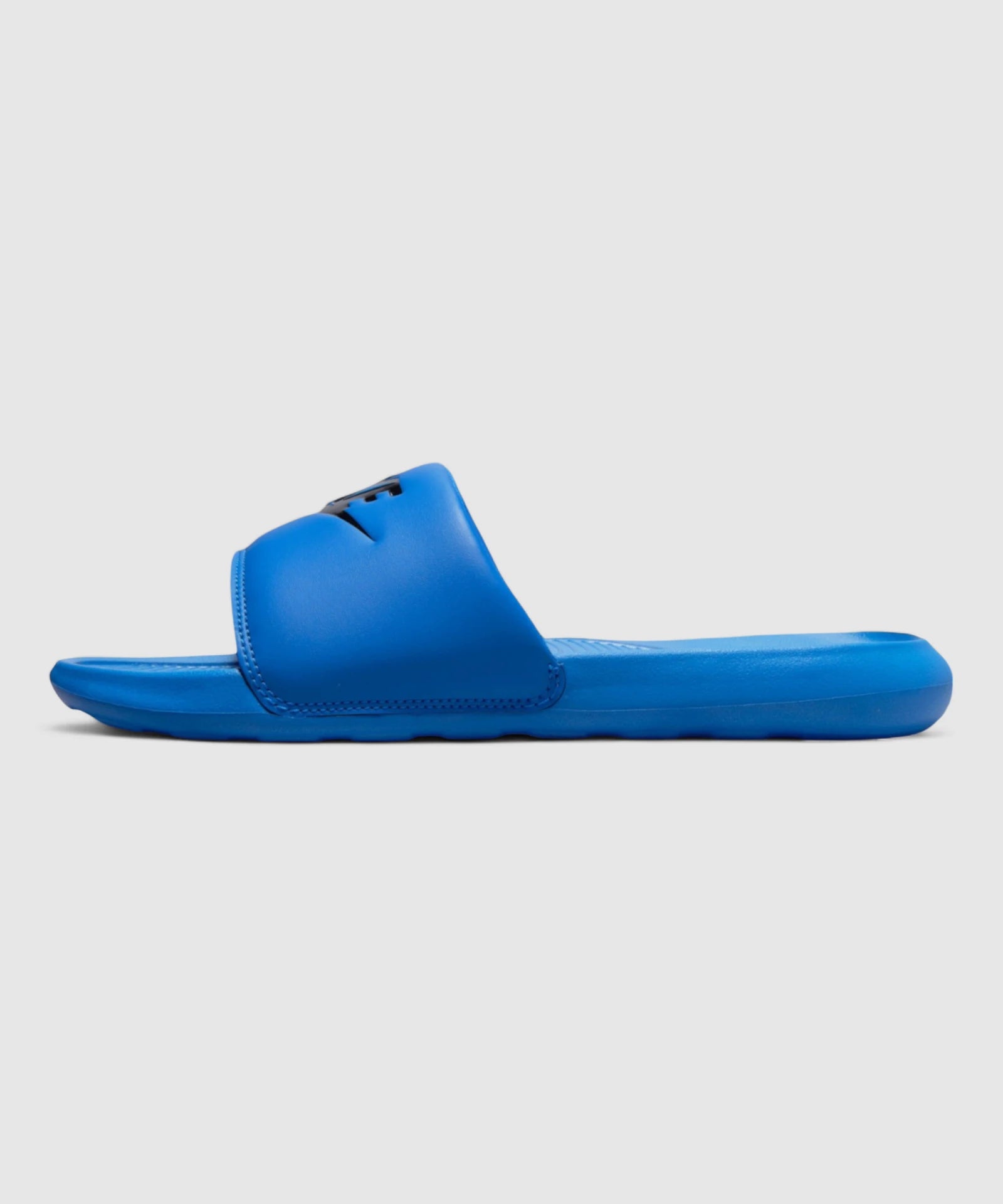 Nike Victori One Slides