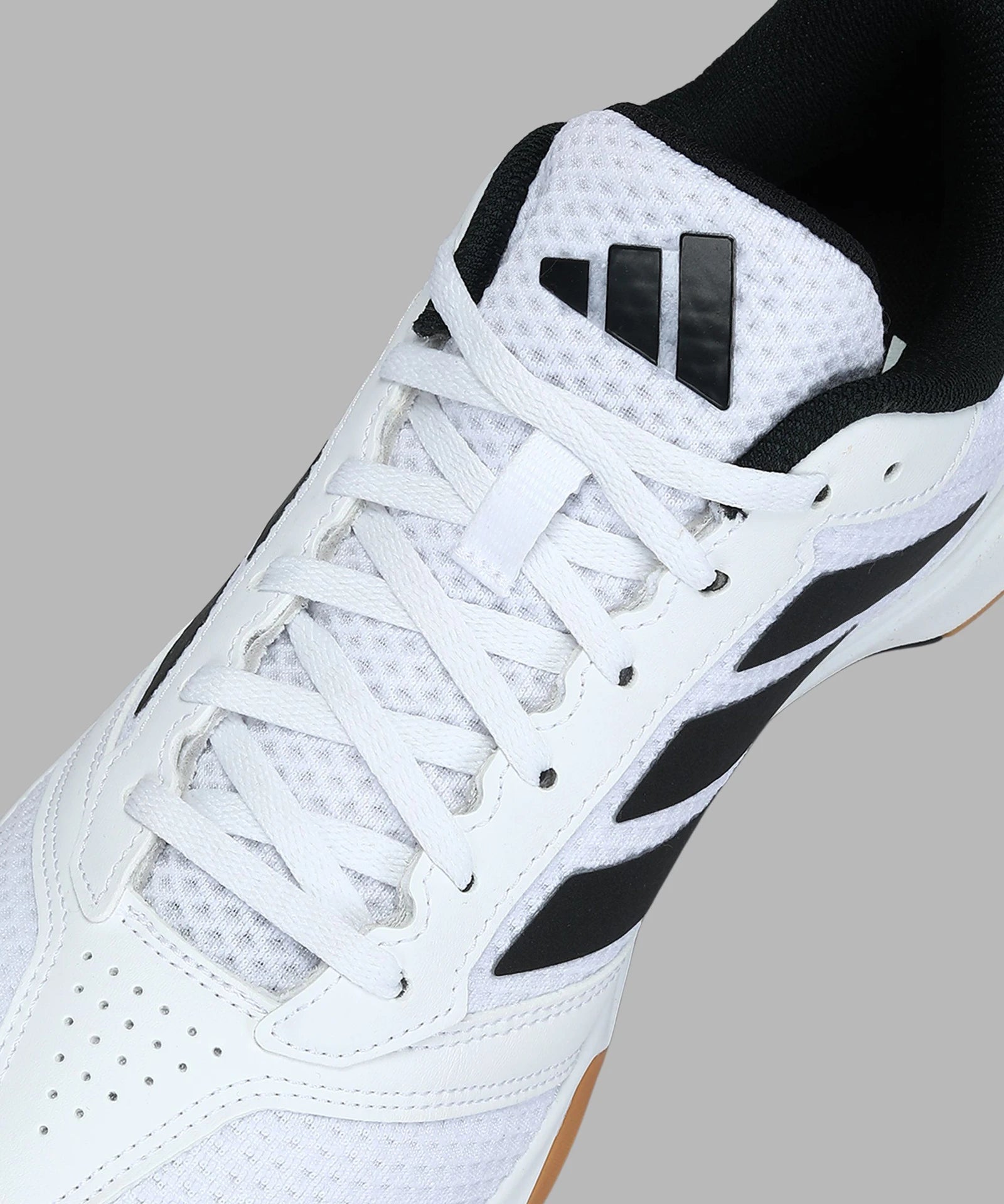 Adidas Ligra 8 Men Running Shoes