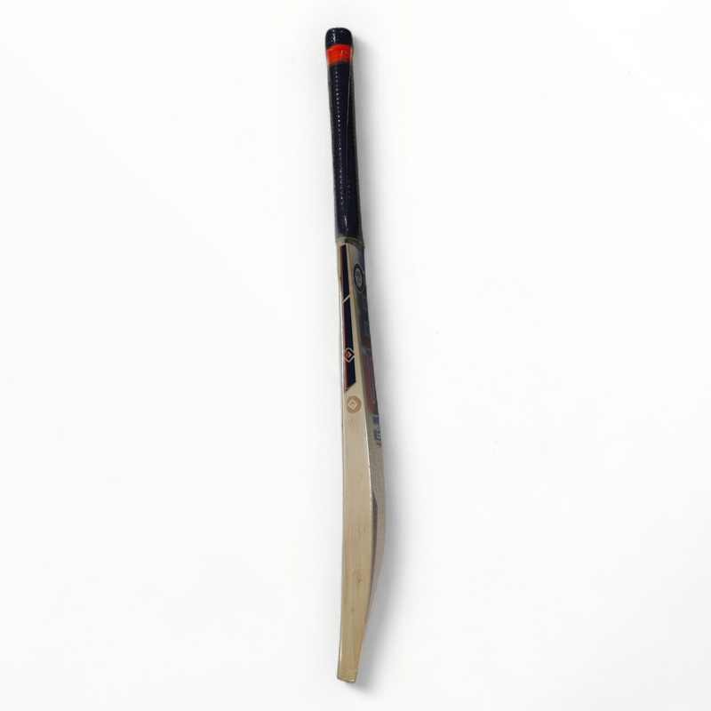 Load image into Gallery viewer, EM GT XR-5000 English Willow Cricket Bat
