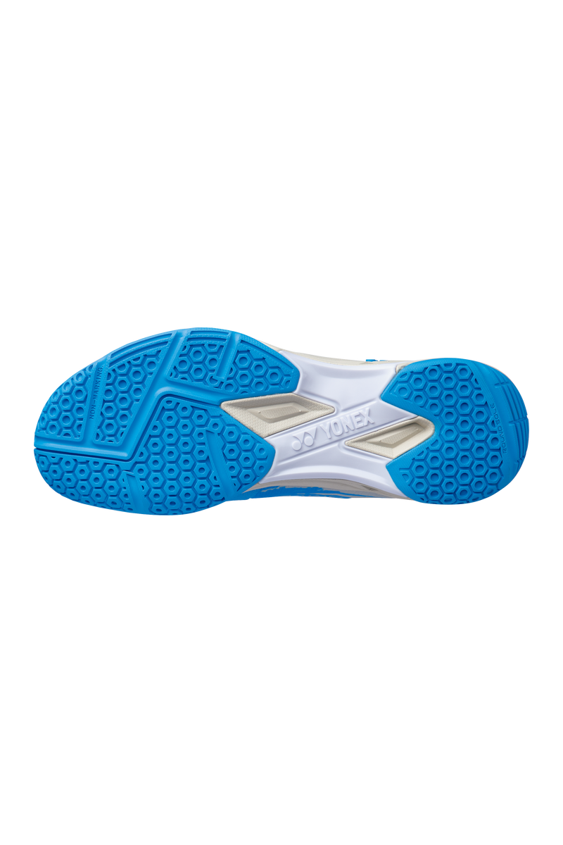 Load image into Gallery viewer, Yonex Cascade Drive (Power Cushion) Badminton Shoes
